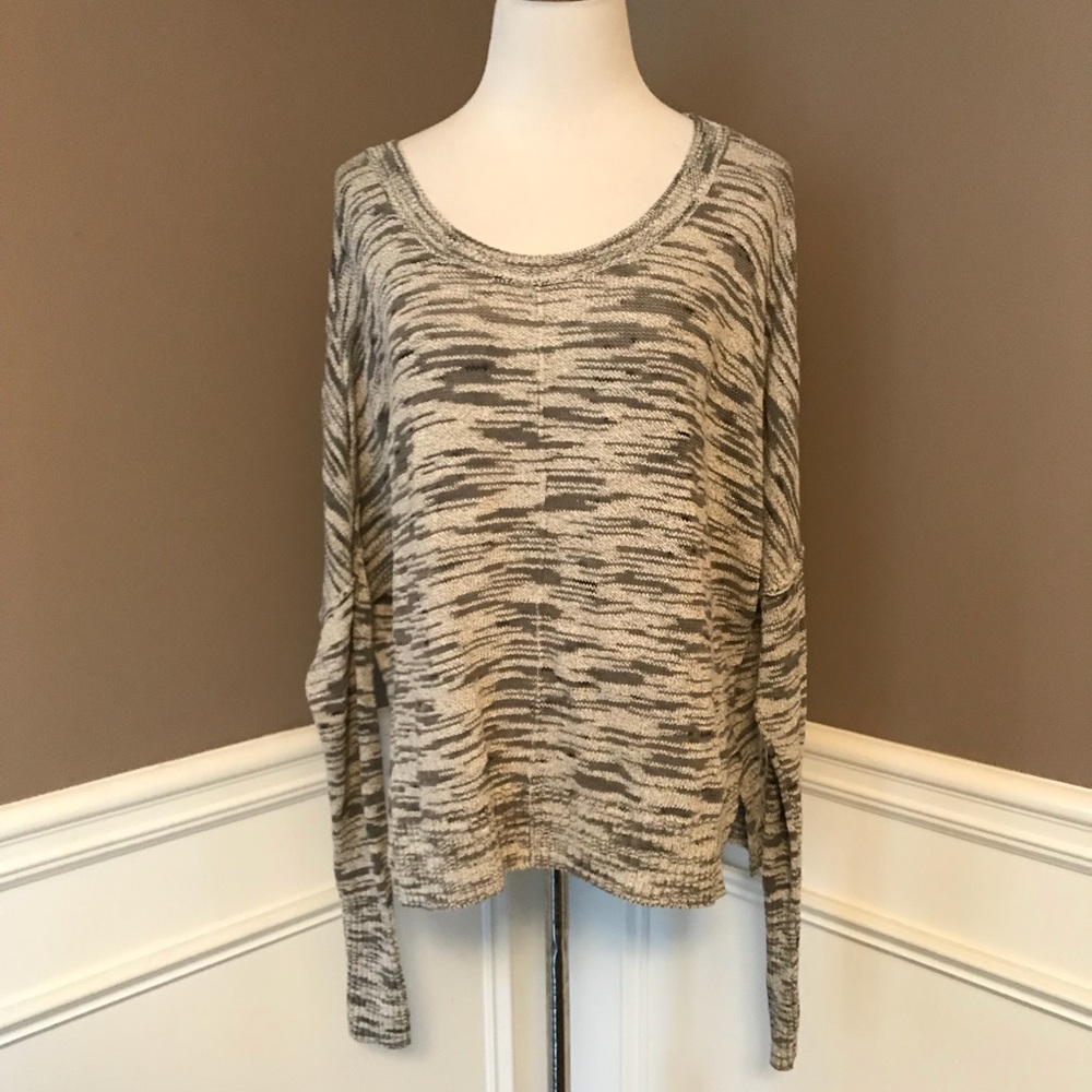 Anthropologie Silence + Noise size M sweater
